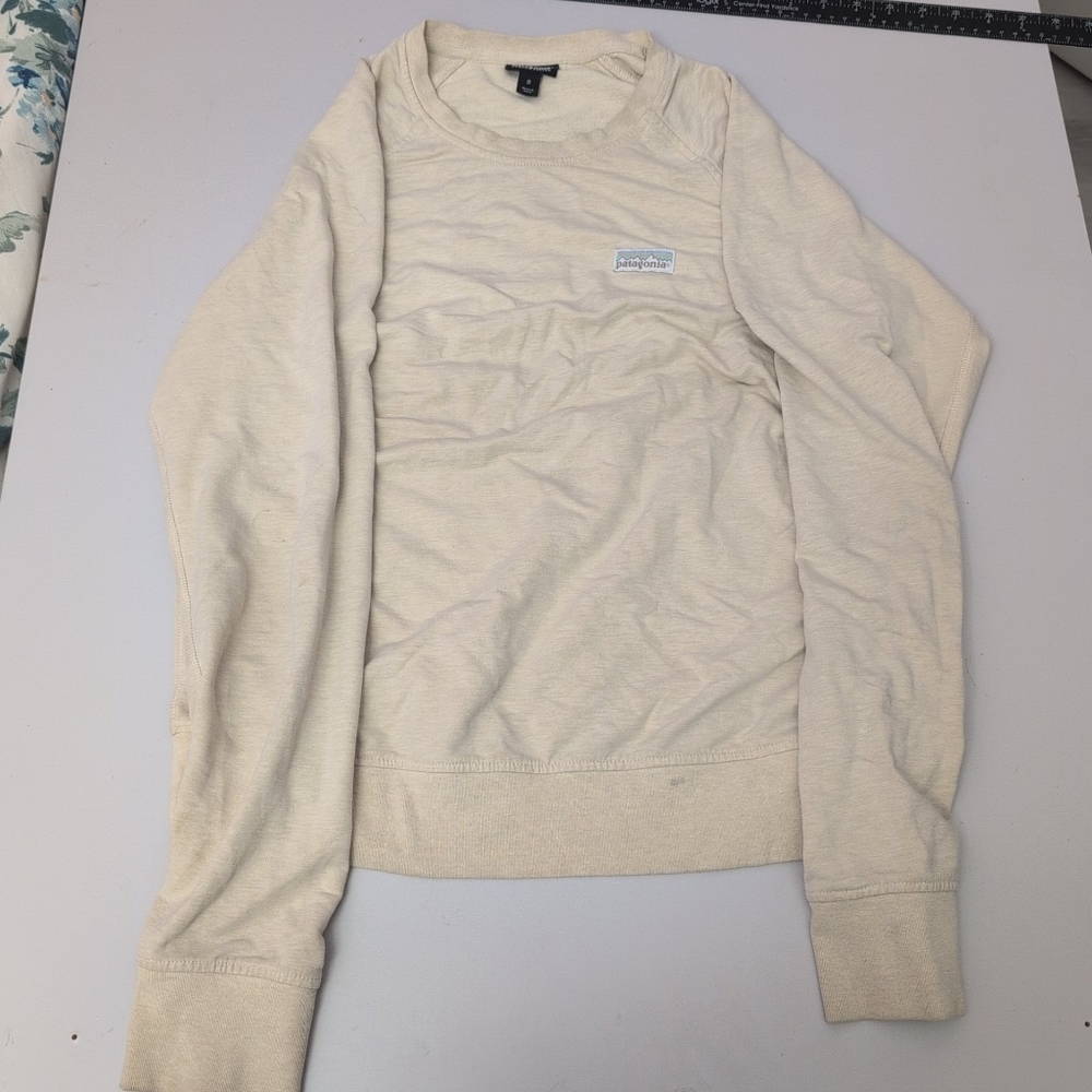Patagonia Women's Cream Sweater Medium